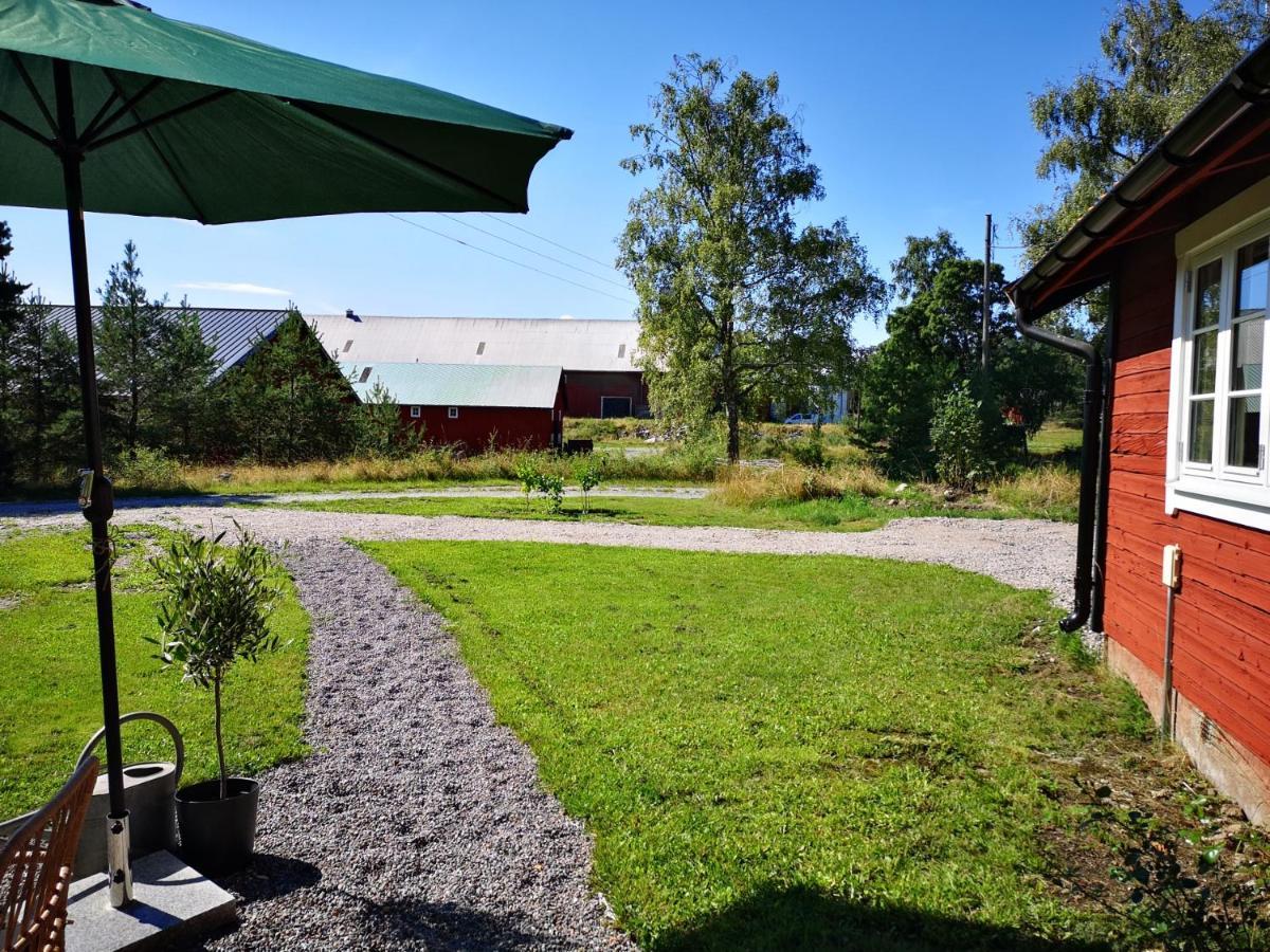 Smedjan cottage Enköping Exteriör bild
