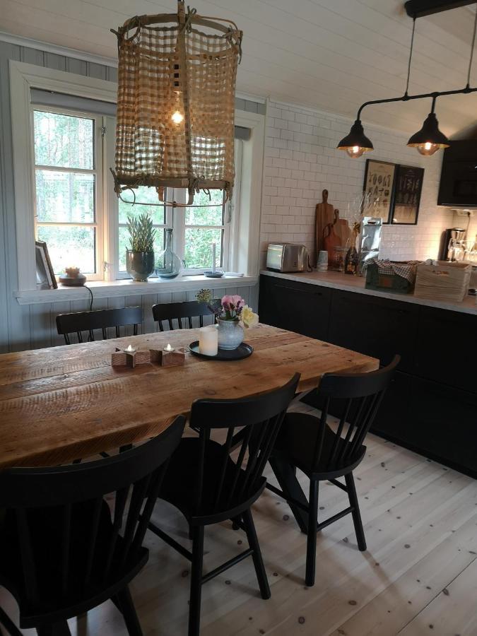 Smedjan cottage Enköping Exteriör bild